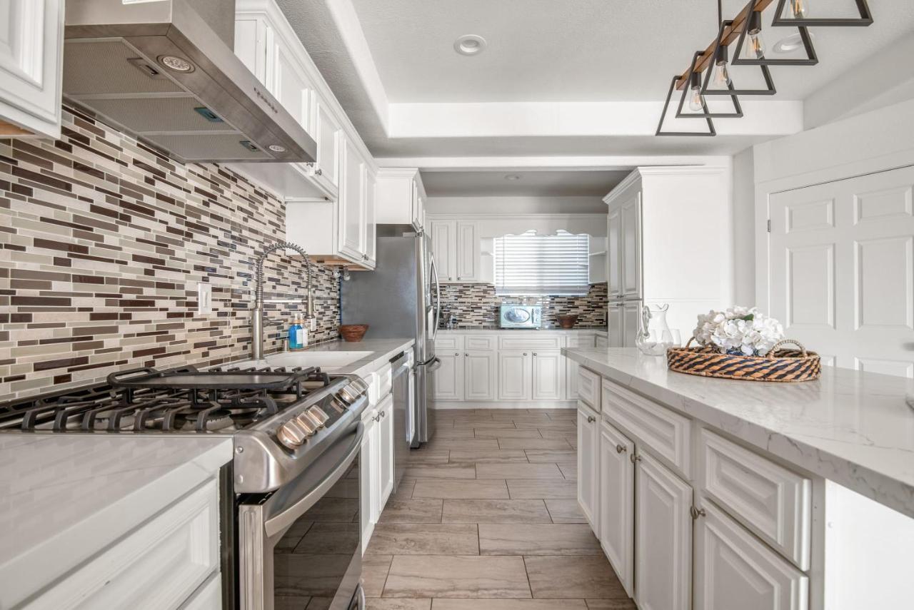 Holiday home Coastal-inspired Near Beach & Village *