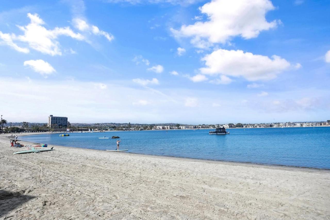 Apartment Mission Bay - Steps To Sand, Dining, Ac, Parking & Shops! *