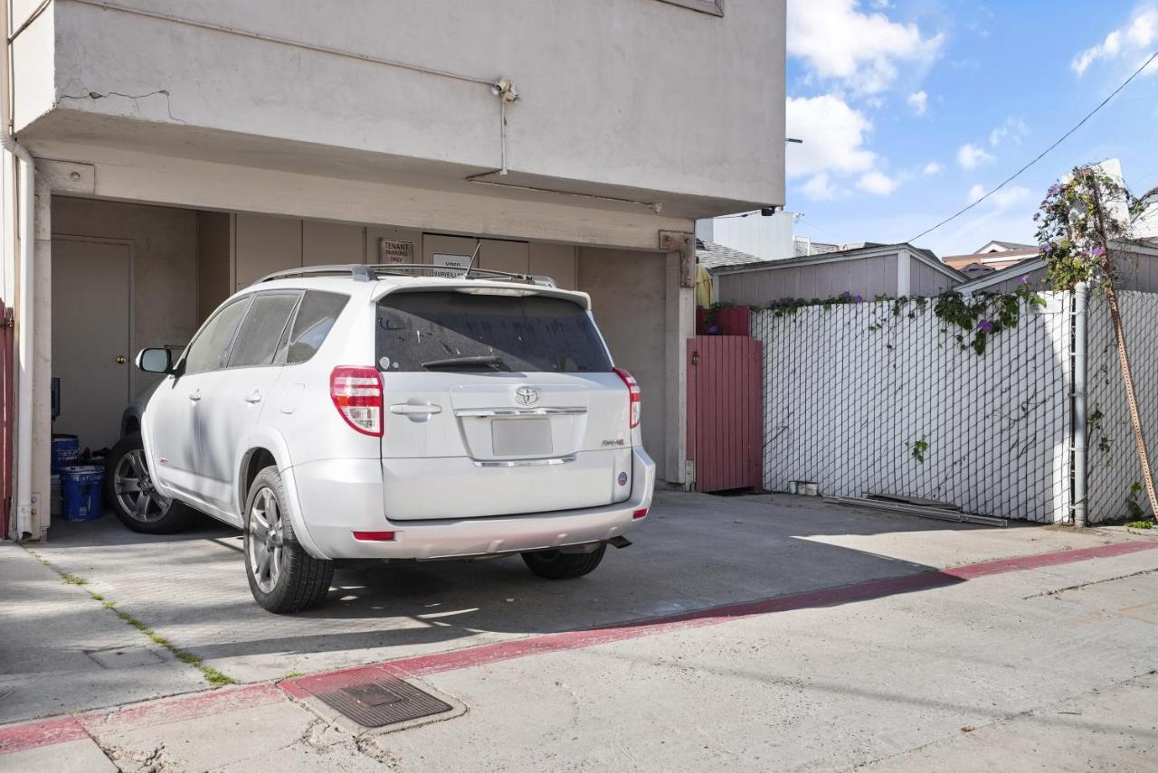 Apartment Mission Bay - Steps To Sand, Dining, Ac, Parking & Shops!