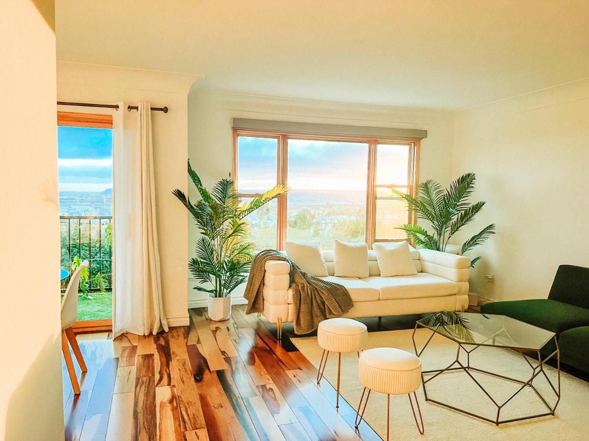 Apartment Sunkissed Boho Hilltop Haven San Diego