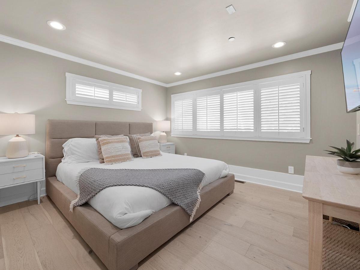Kennebeck Oasis - Private Patio, Steps 2 & Ac