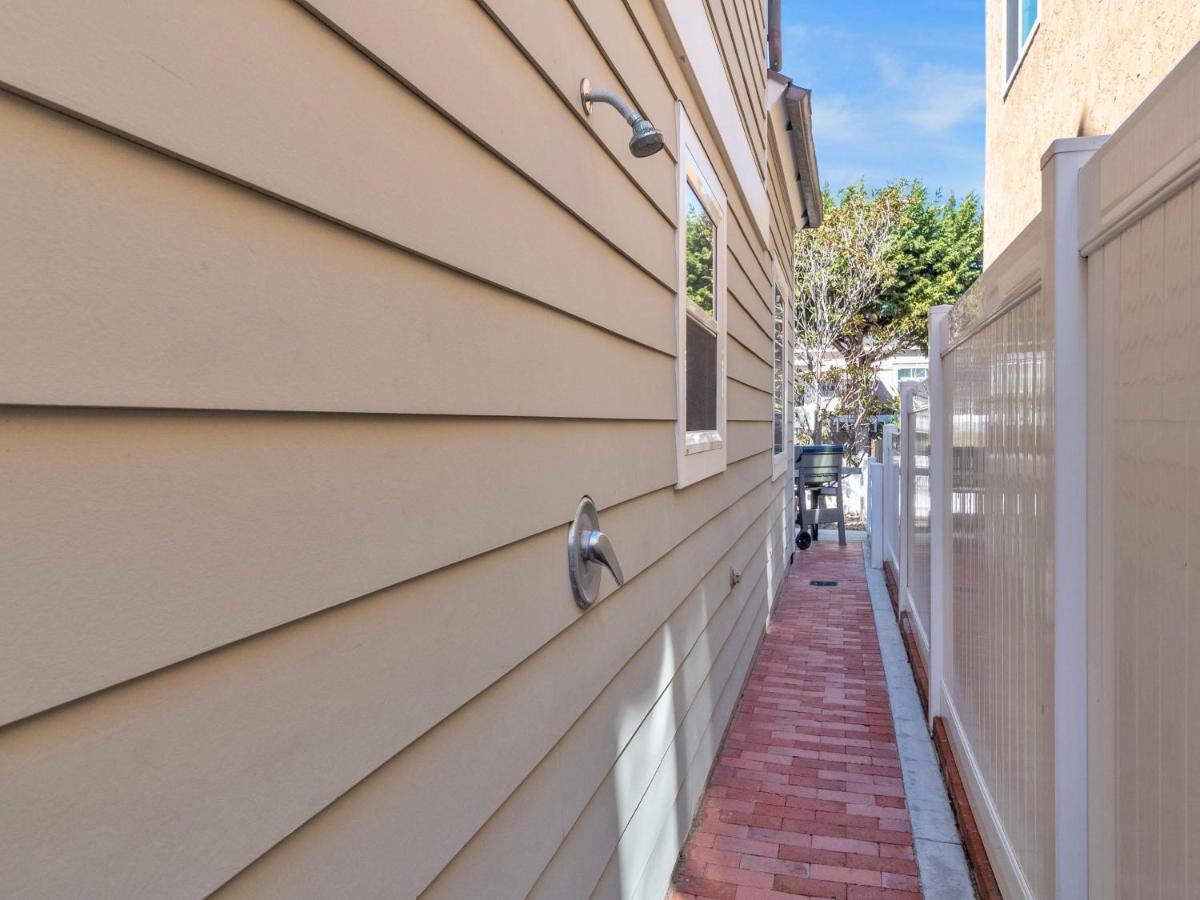 Kennebeck Oasis - Private Patio, Steps 2 & Ac