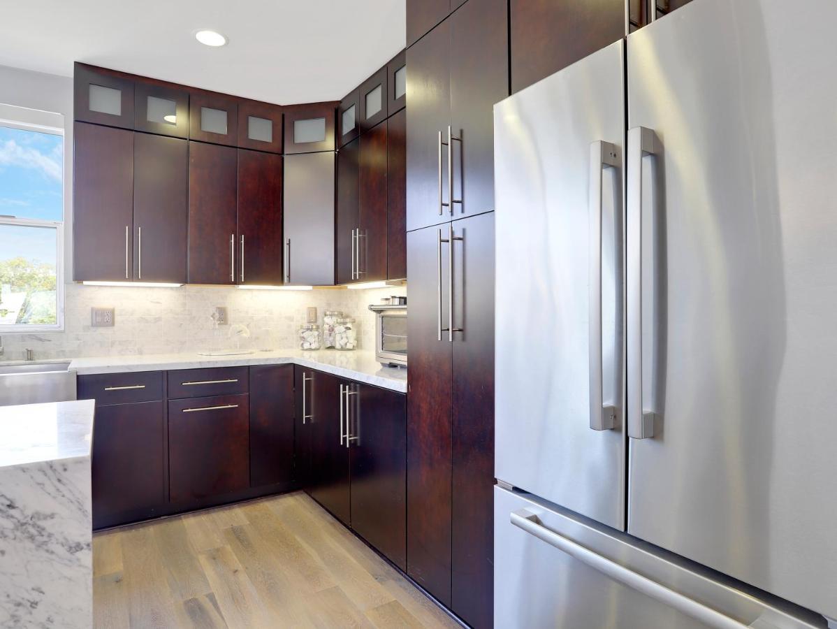 Haines Luxury Dream - Bay Views, Rooftop, Fire Pit & Ac Holiday home *