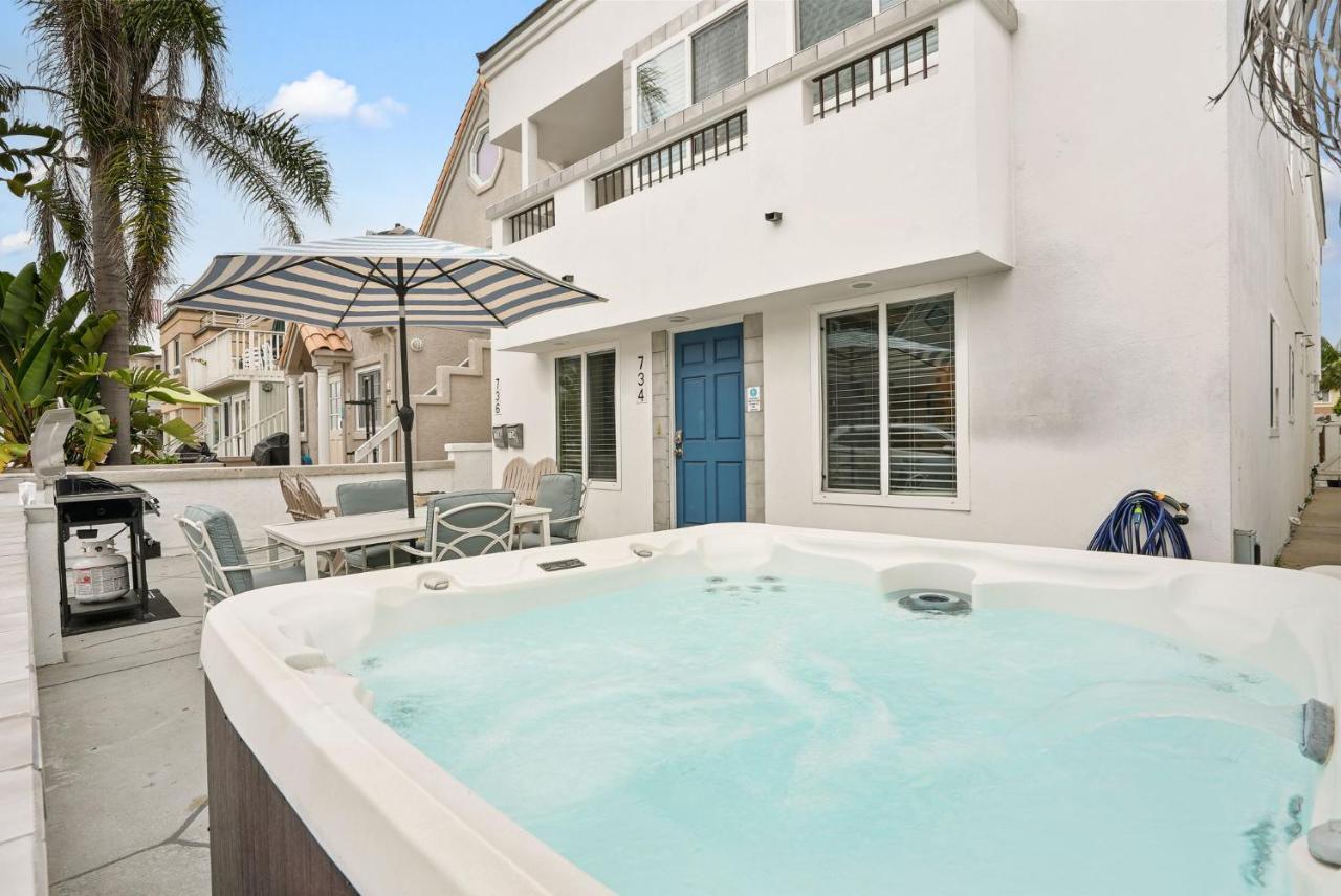 Stunning Delight With Hot Tub, Fire Pit, Parking & Walk To Beach! Holiday home *