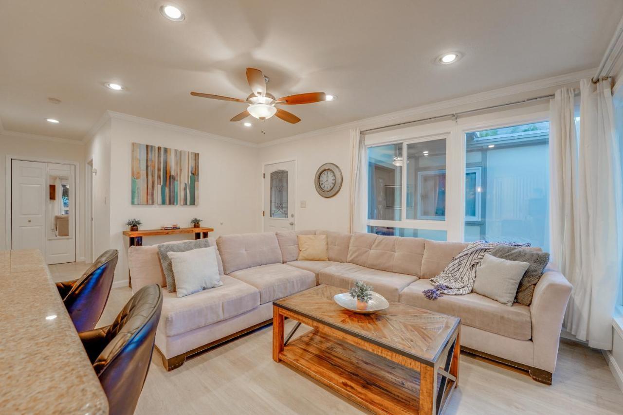 Windnsea Perfection - Walk2beach, Pet Friendly & Parking Holiday home *