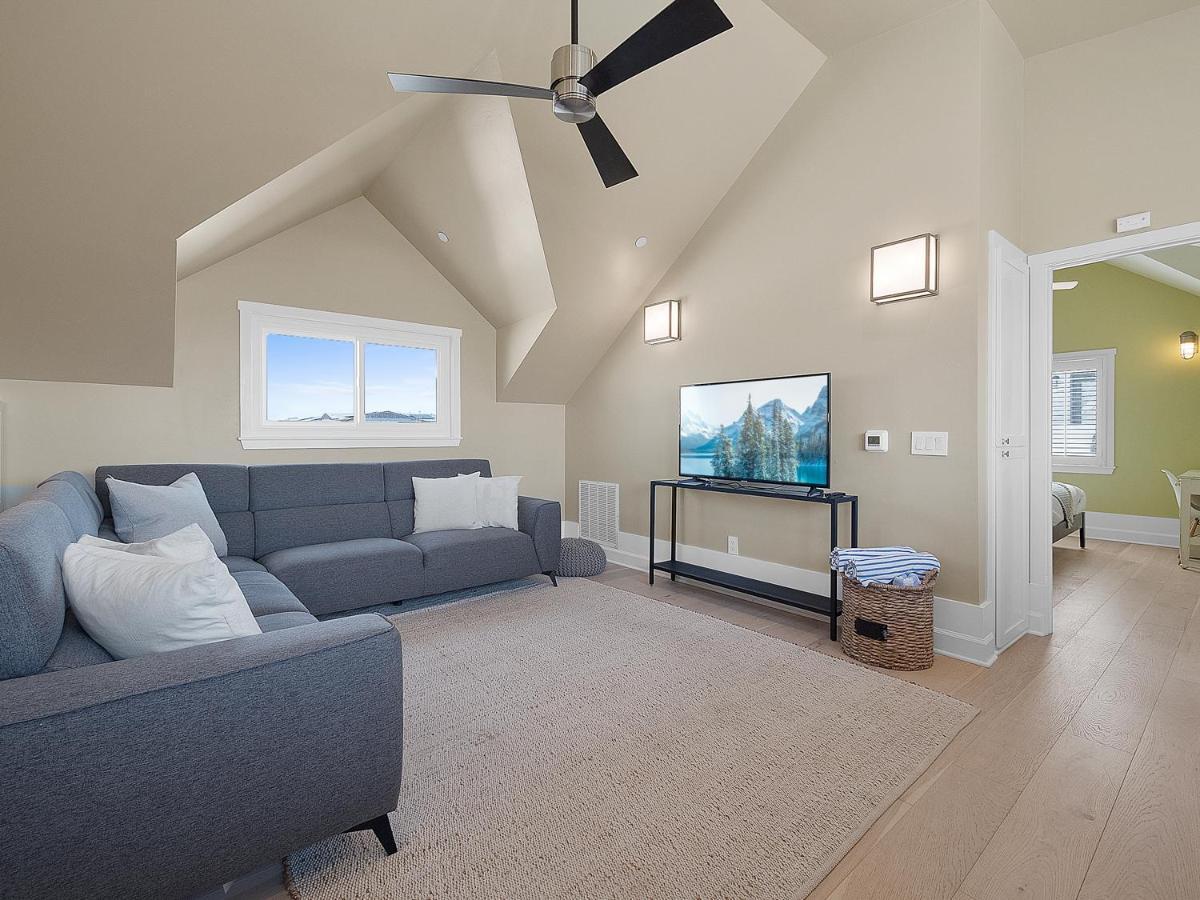 Kennebeck Views - Ocean View, Roof Patio, Steps To & Boardwalk * San Diego