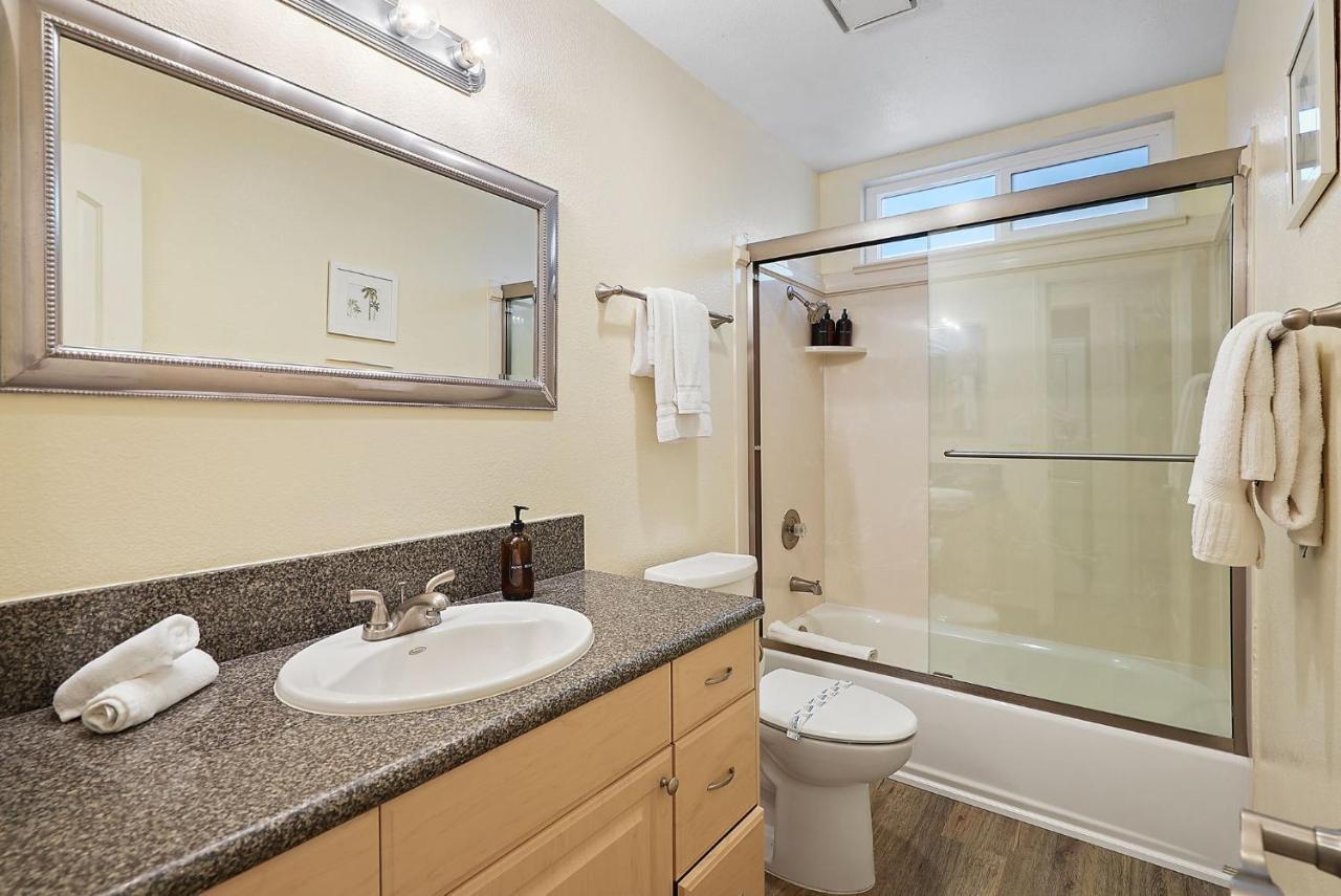 Stunning Delight With Hot Tub, Fire Pit, Parking & Walk To Beach! San Diego