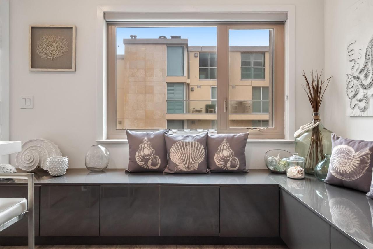 Apartment Beachfront Oasis