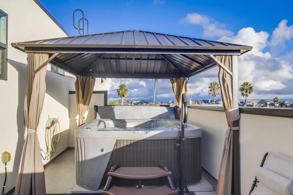 Park Blvd Paradise 303 King Bed With A Private * San Diego