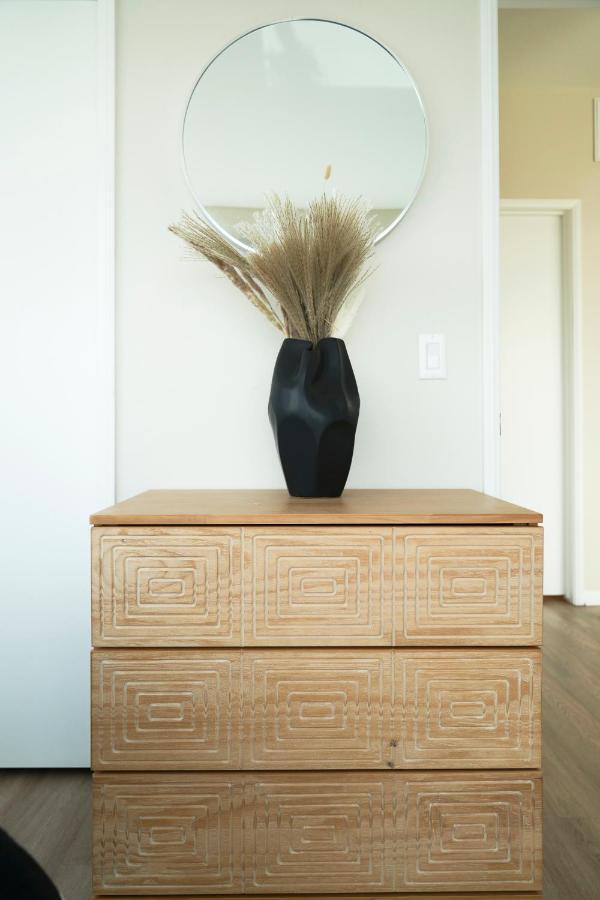 Apartment New Organic Modern Luxury 1bd/1ba- Close To Everything! *