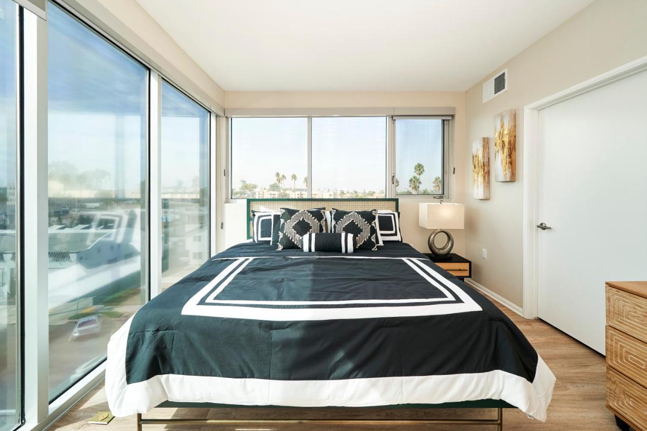 New Organic Modern Luxury 1bd/1ba- Close To Everything! Apartment San Diego