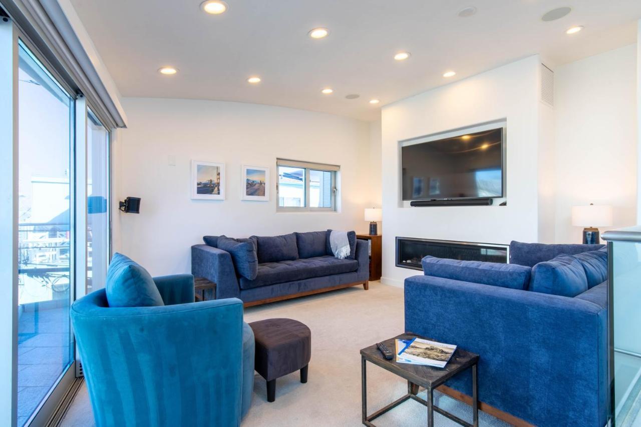 Ocean View, Two-level With Stunning View, Decks, Fast Wifi & Fireplace Holiday home San Diego