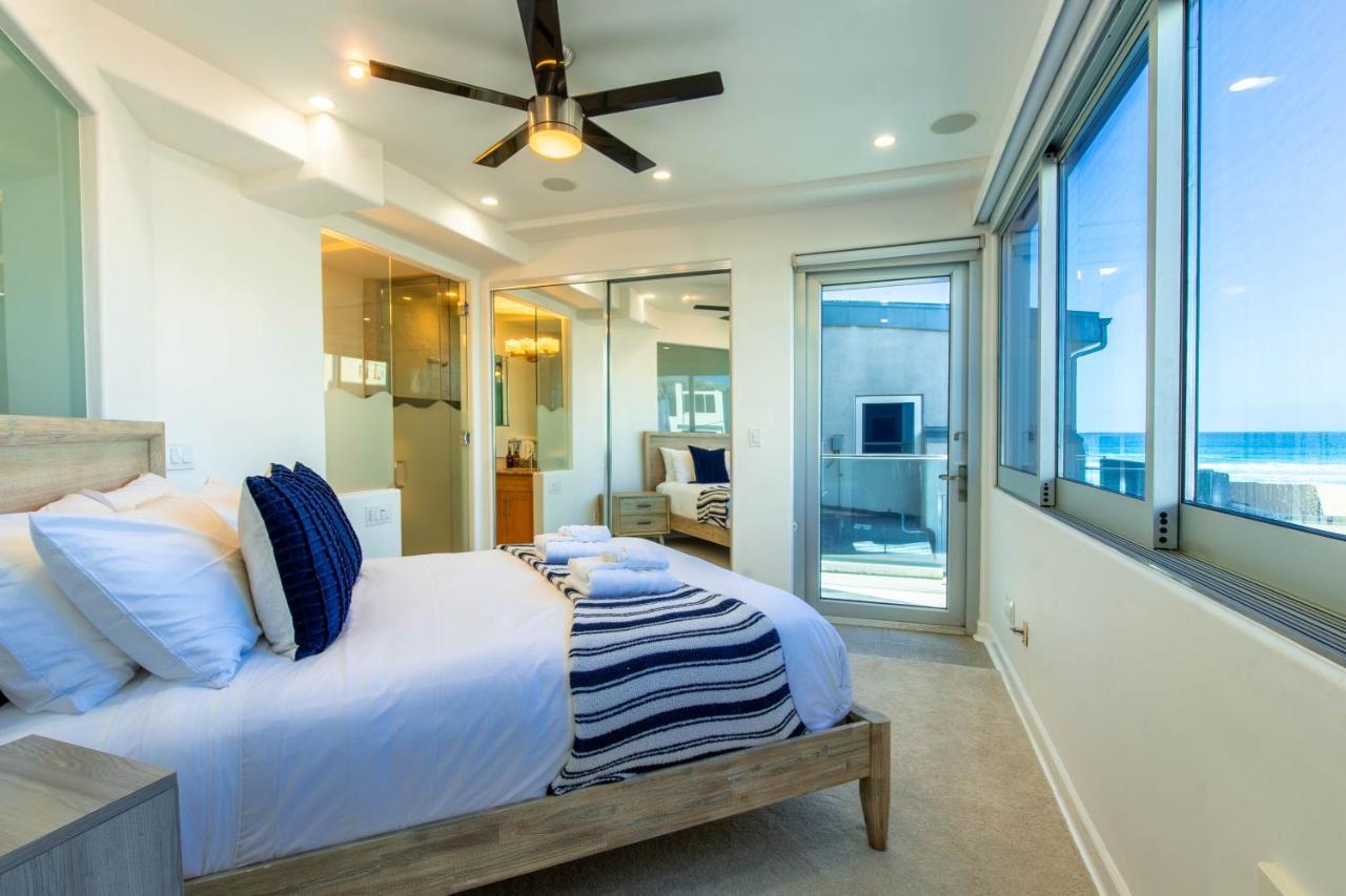 Holiday home Ocean View, Two-level With Stunning View, Decks, Fast Wifi & Fireplace San Diego