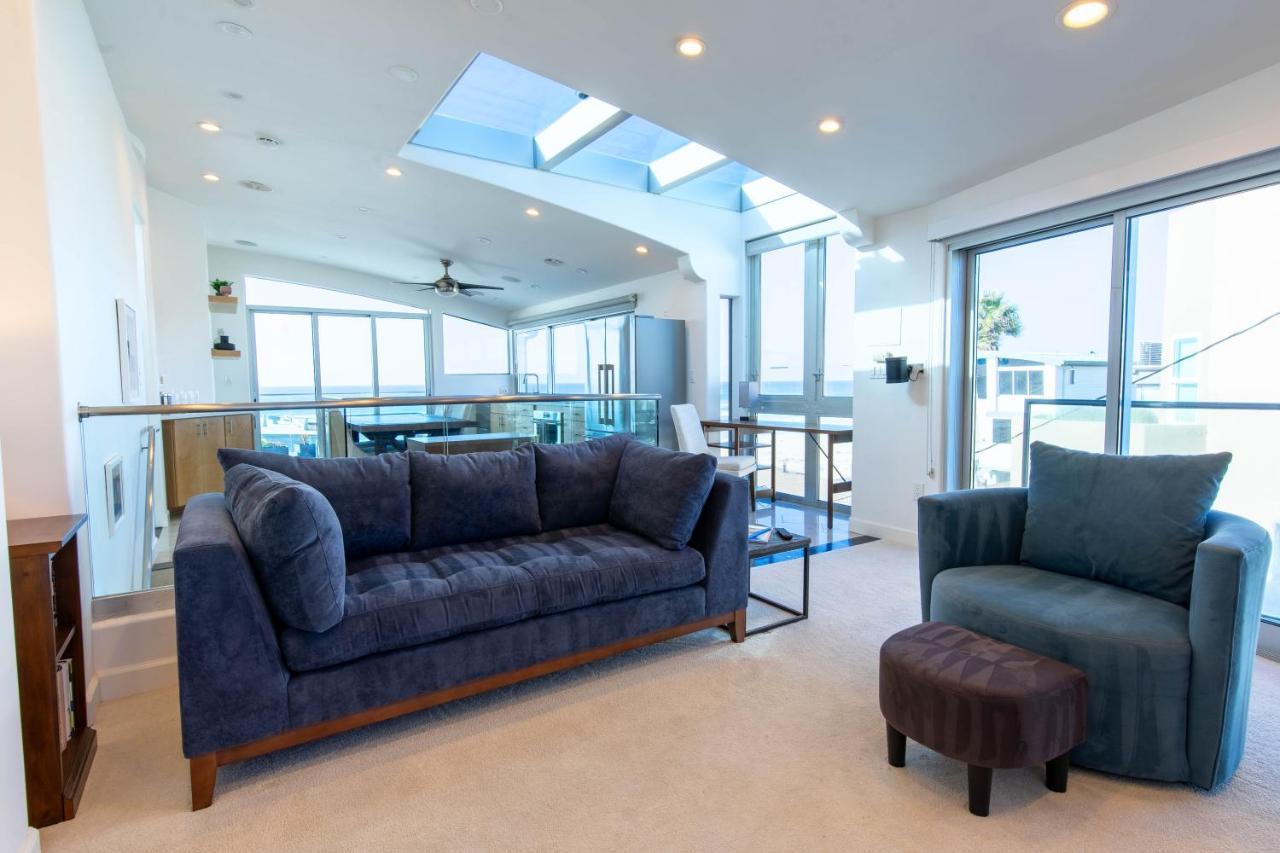 Ocean View, Two-level With Stunning View, Decks, Fast Wifi & Fireplace San Diego