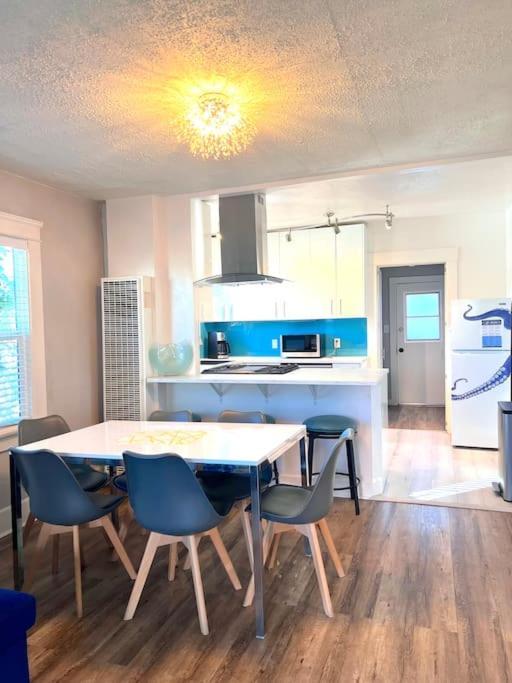Casita California - Private House With Backyard Holiday home *