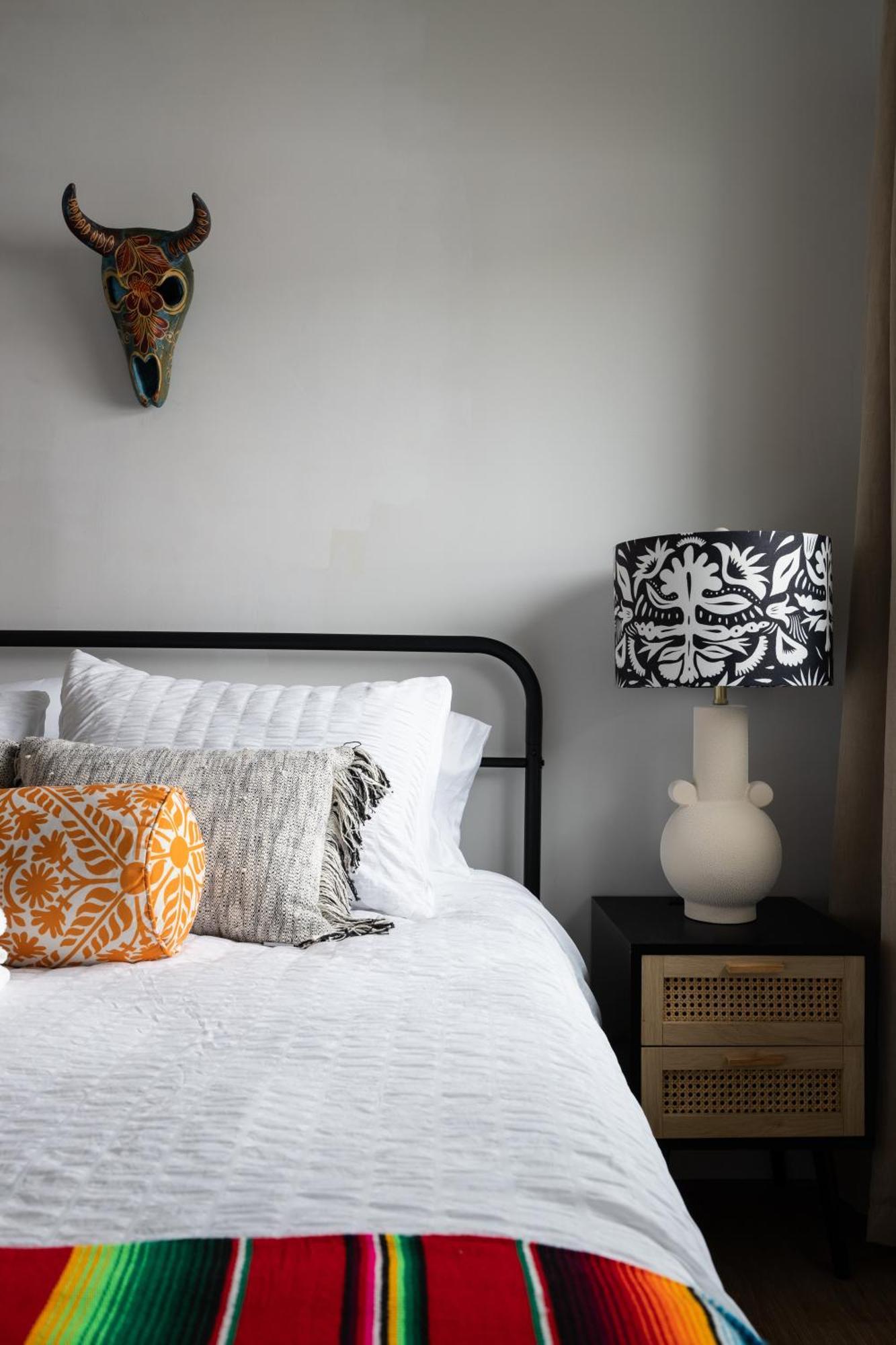 *golden Getaway* 5 Beds / 8 Minutes To Downtown *