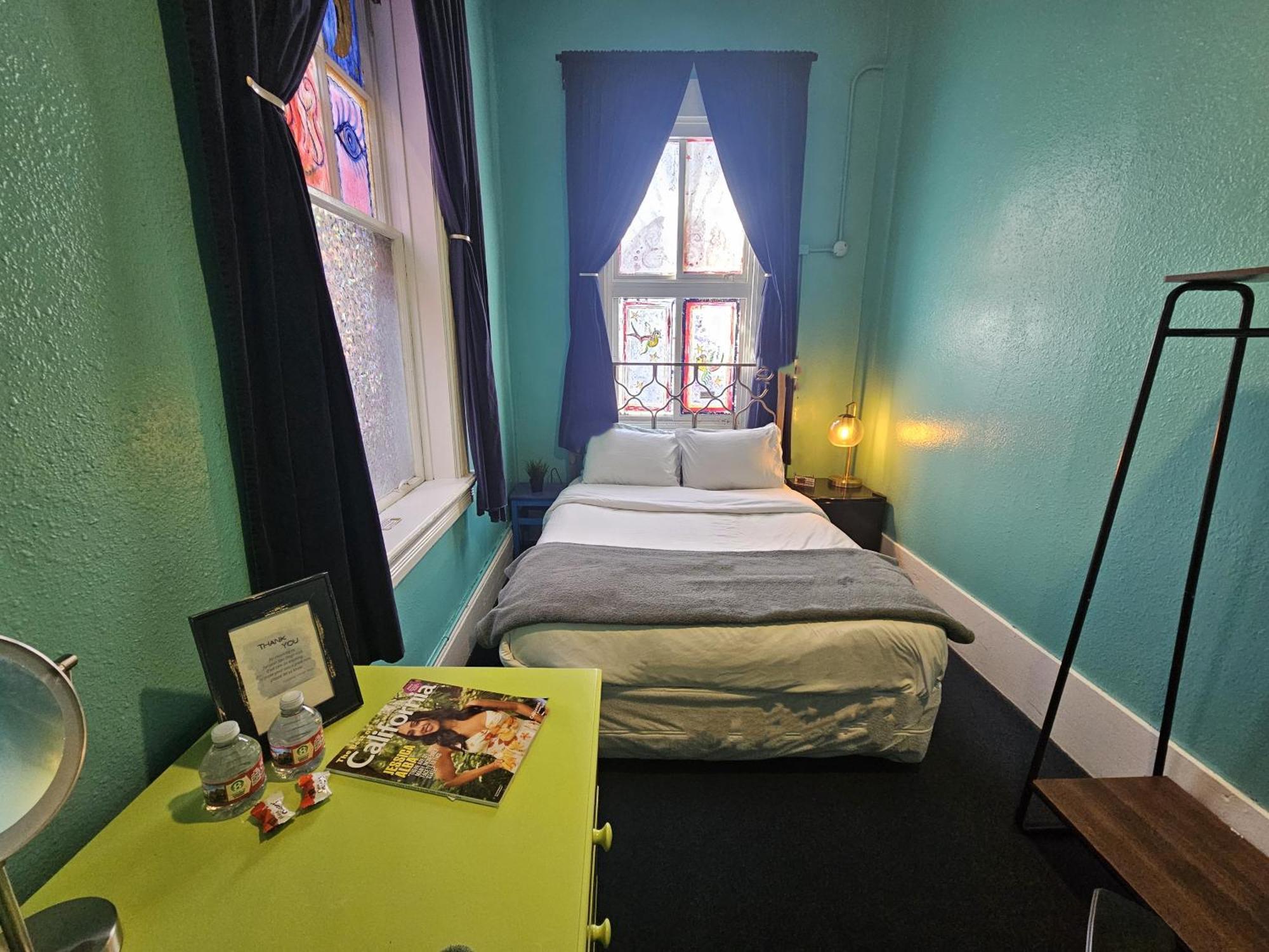 Hostel Gaslamp *