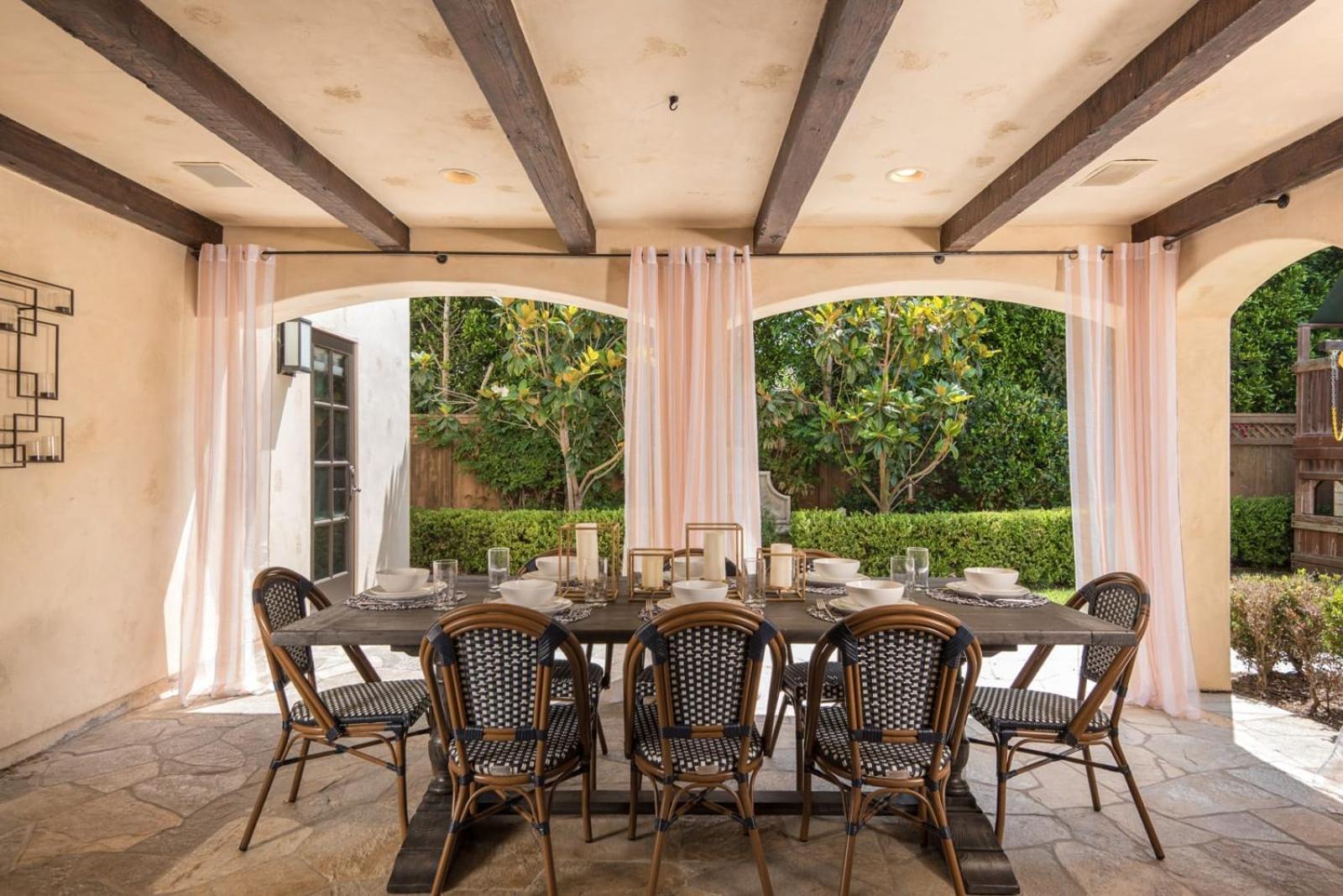 Mediterranean Beauty With Rooftop Deck And Views Holiday home *