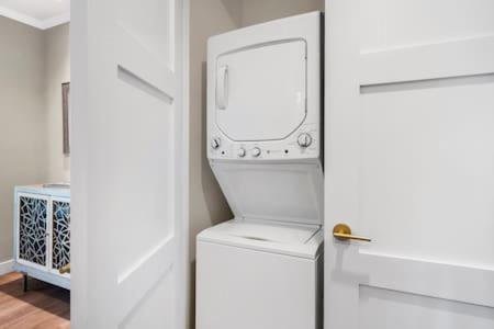 Holiday home Champagne Taste Luxury In Hillcrest