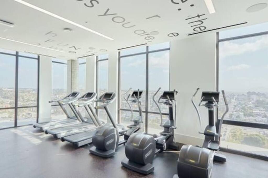 Stunning 1bed Downtown 1 Min To Petco Park Convention Center Apartment San Diego