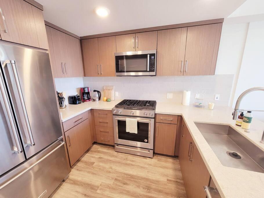Stunning 1bed Downtown 1 Min To Petco Park Convention Center Apartment *