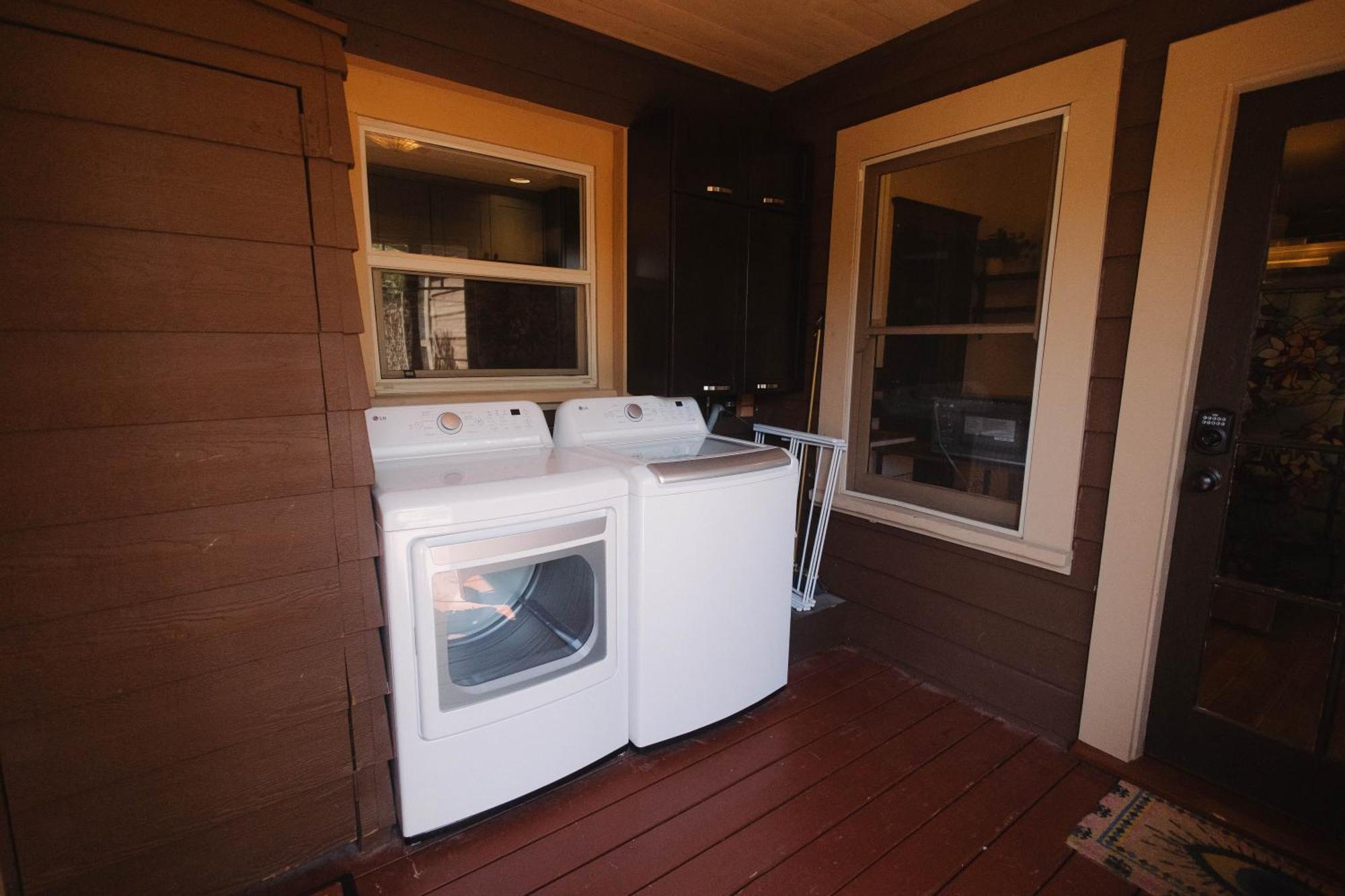 Balboa Mansion 6Brhot Tubbig Backyardsleeps 15 Holiday home