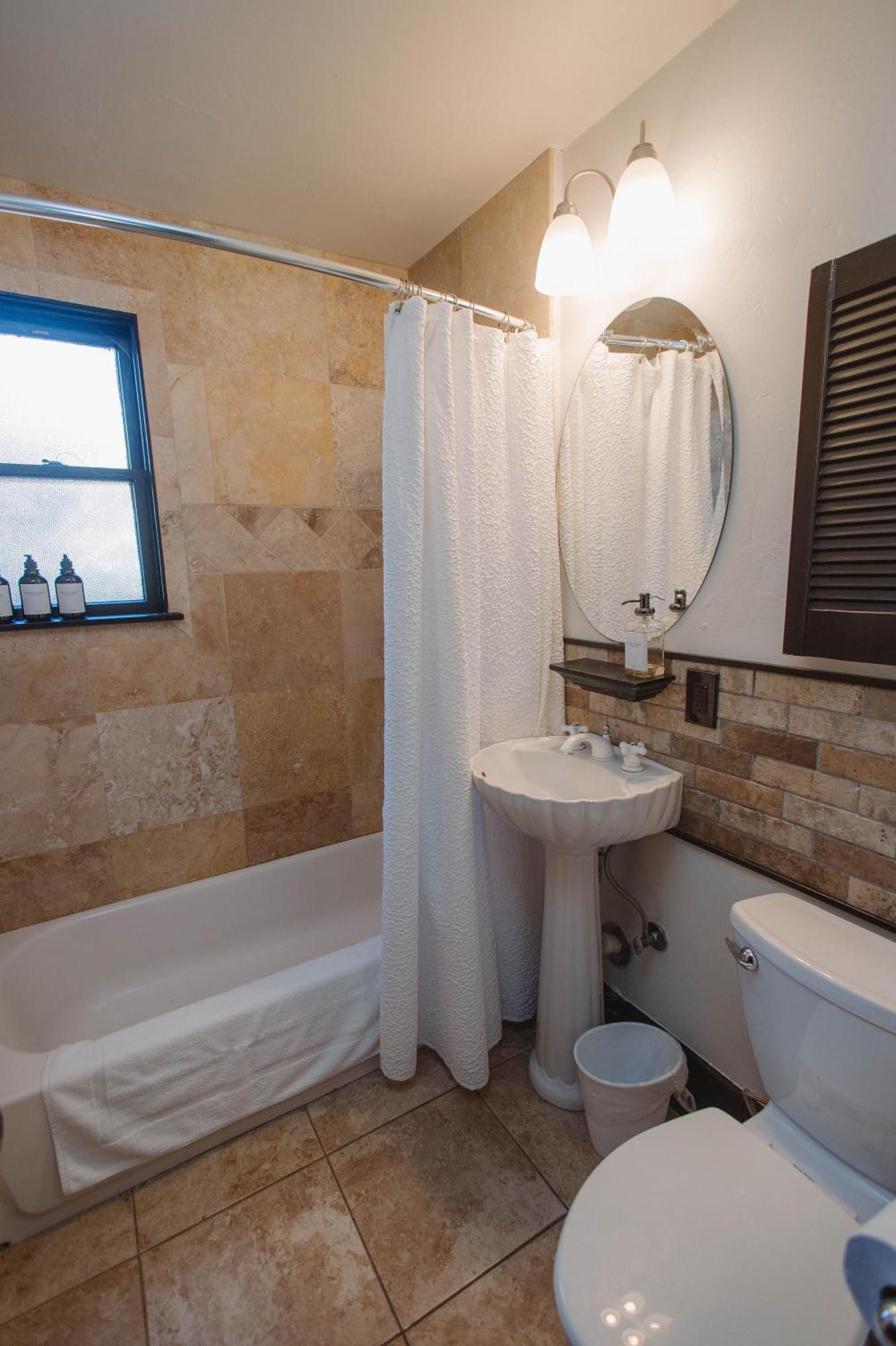 Holiday home Balboa Mansion 6Brhot Tubbig Backyardsleeps 15 San Diego