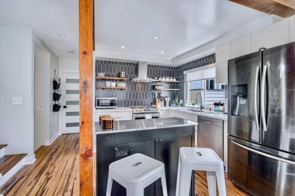 Sea House At Sea Shore - 4 Bedroom 3 Bath - 14 Ppl *