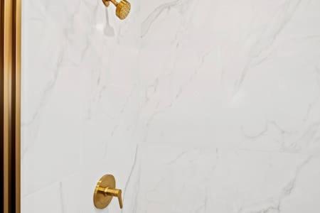 Champagne Taste Luxury In Hillcrest San Diego