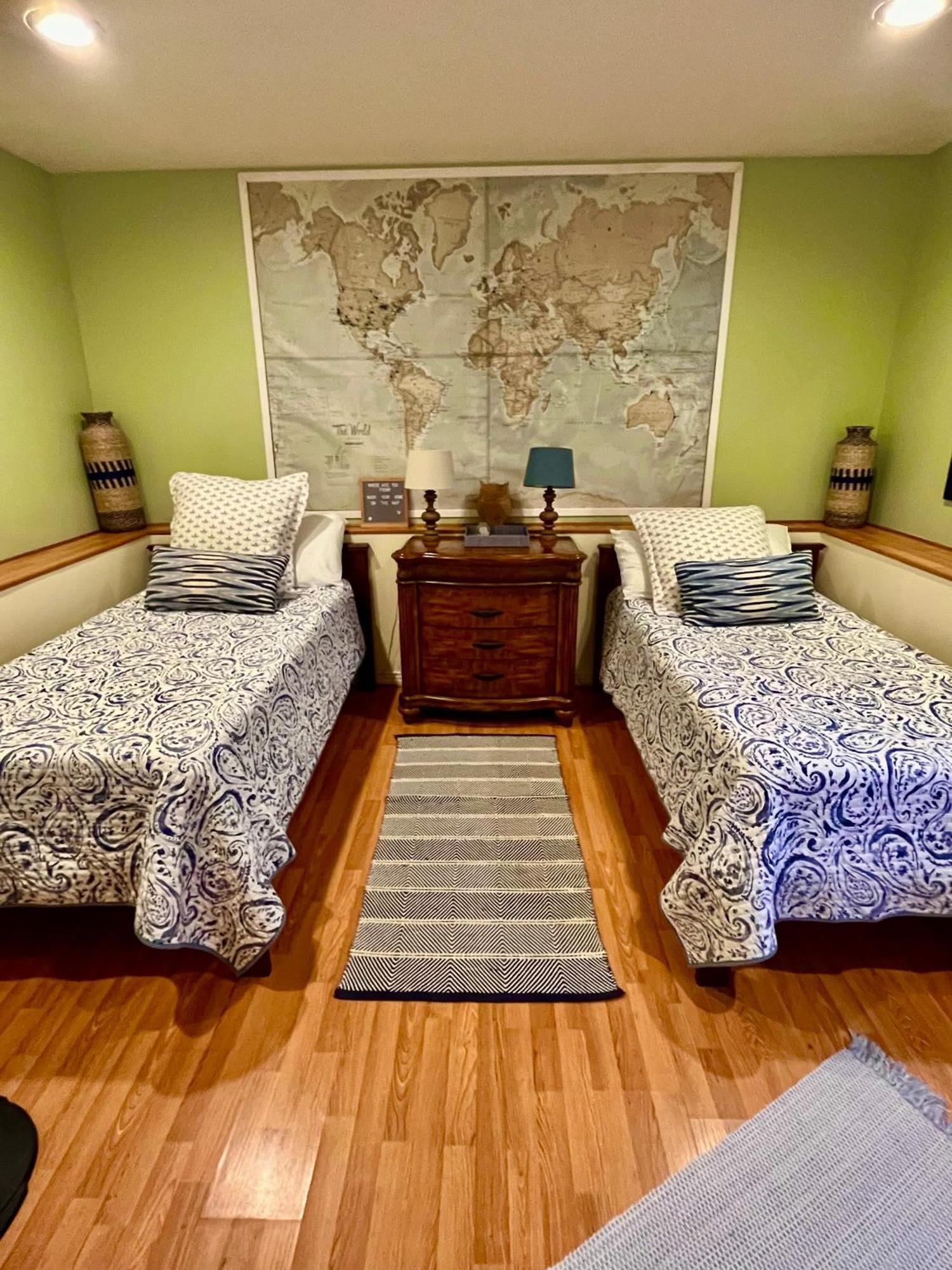 The Pool Side Hideaway With Golf Cart Apartment *