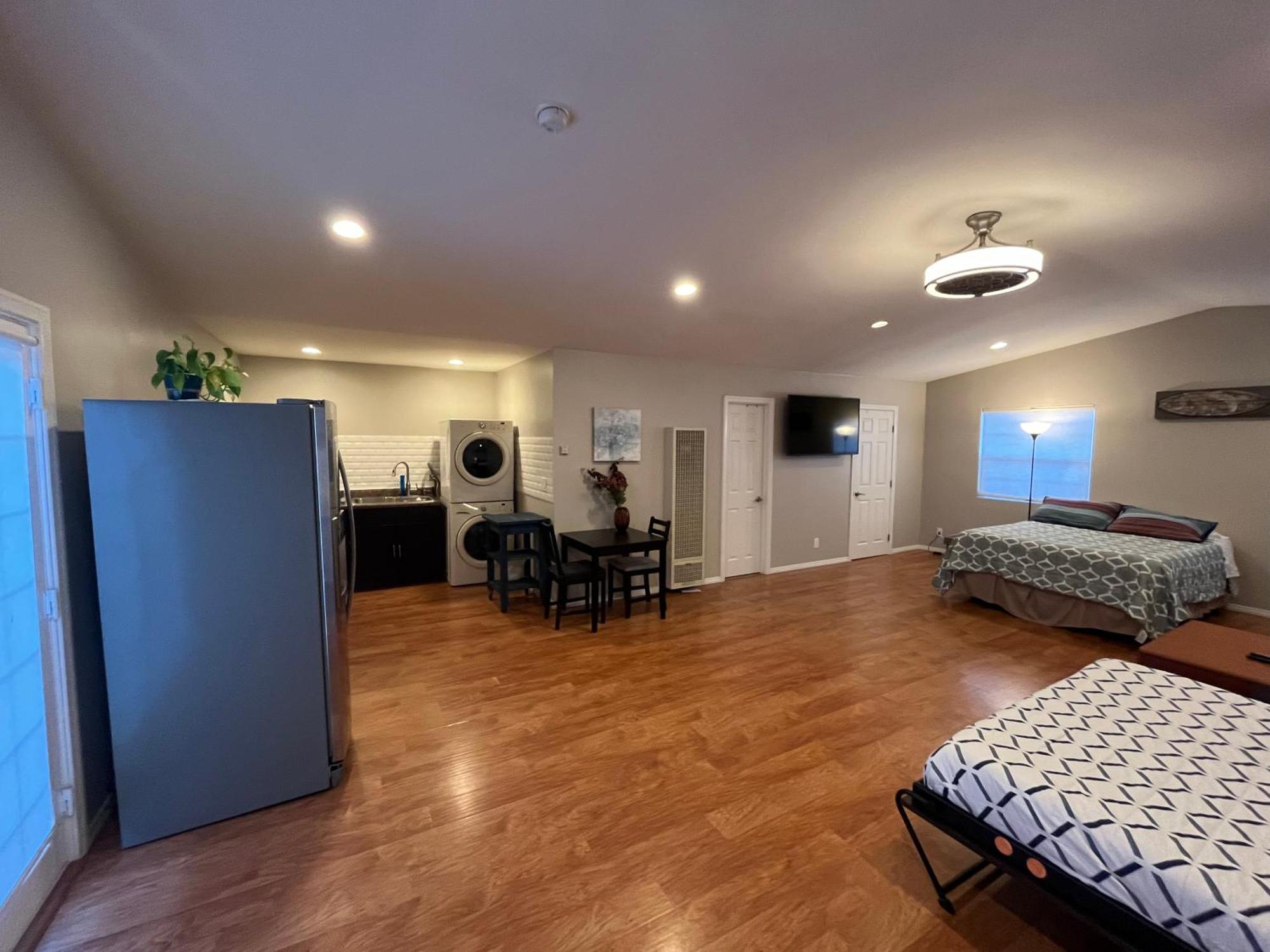 Huge Stand Alone In Heart Of La Jolla *