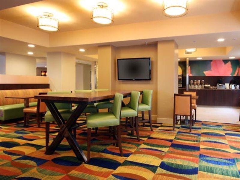 Hotel Fairfield & Old Town 3*