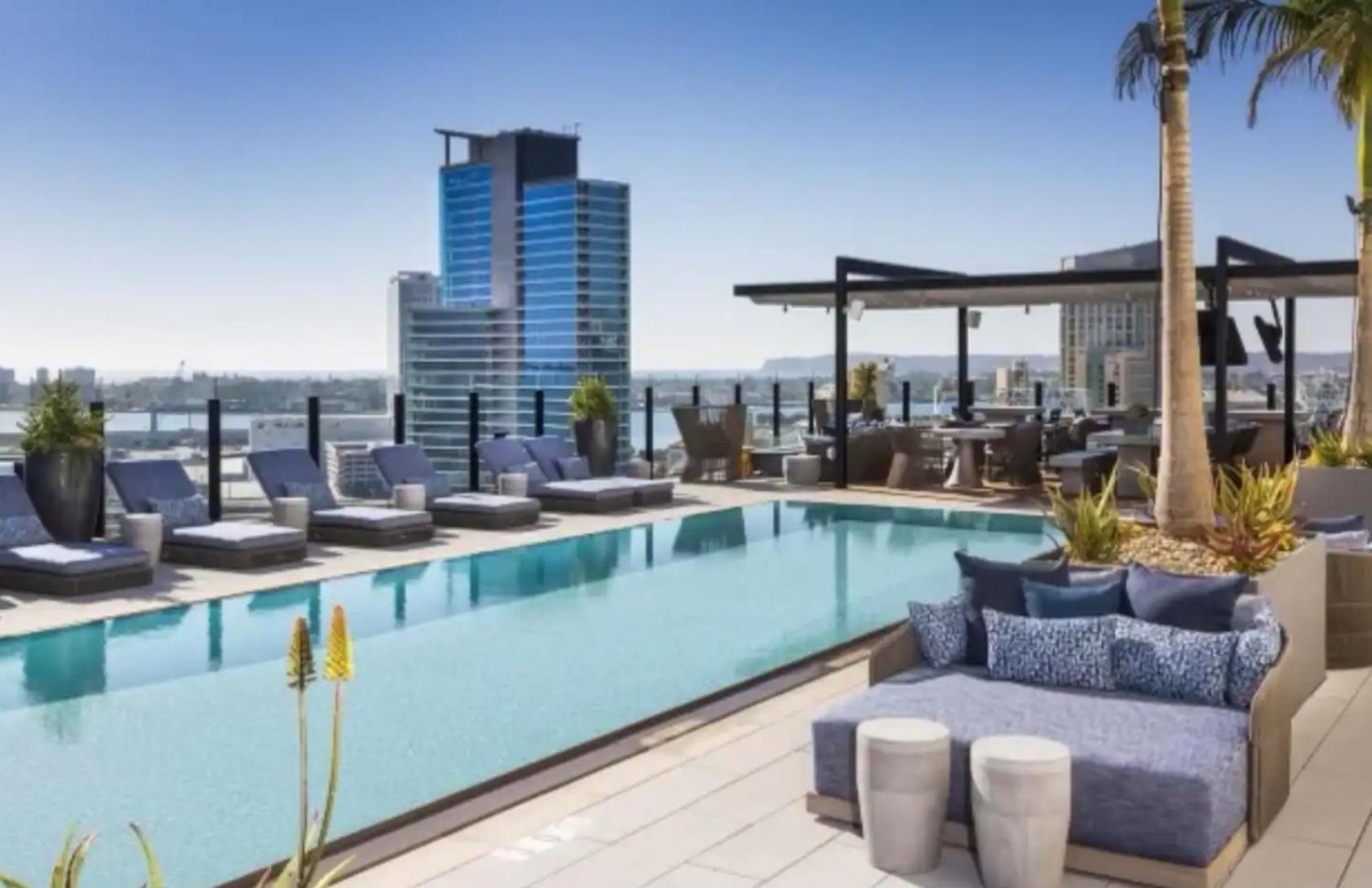 Massive Penthouse Overlooking All Of *
