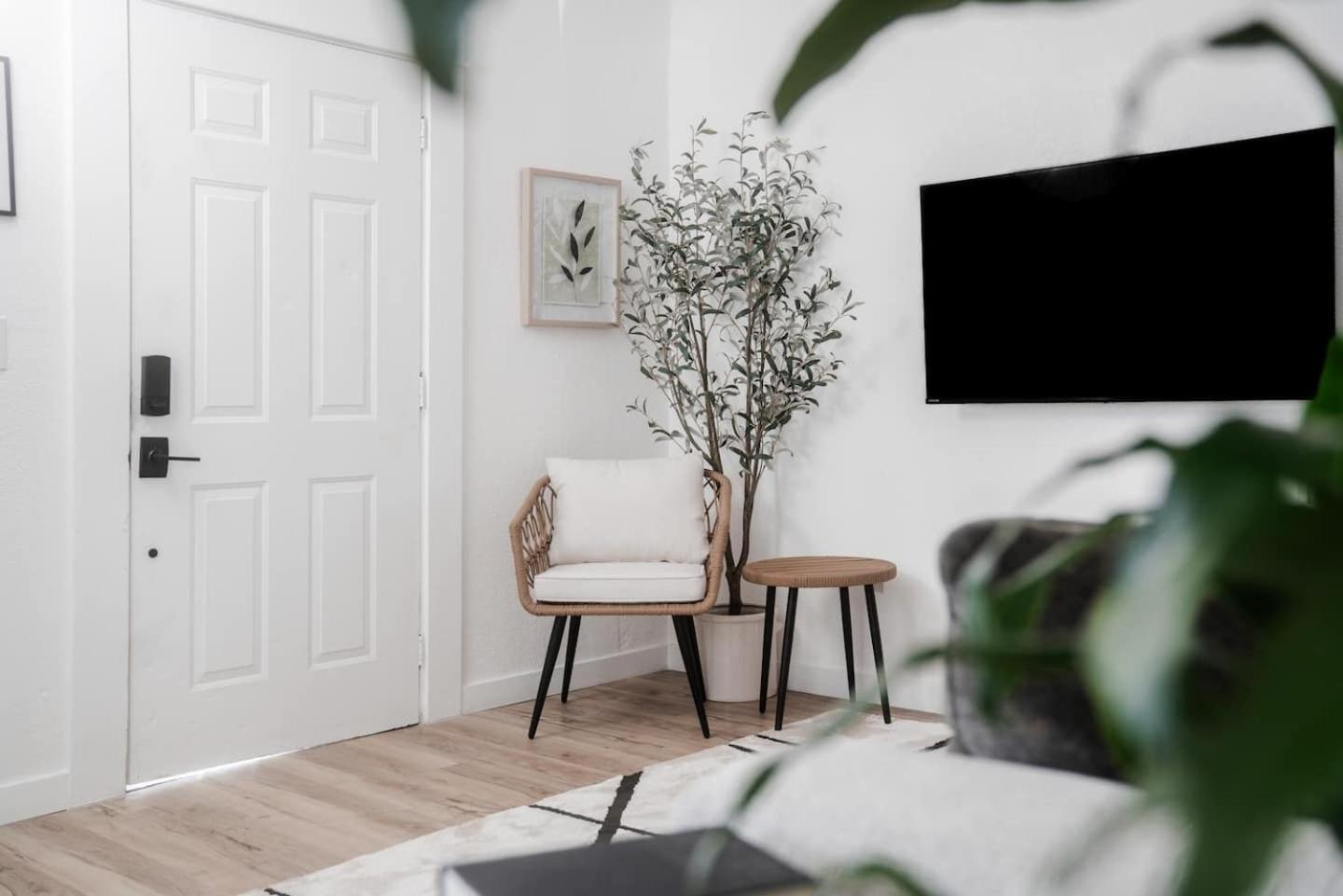Apartment Cozy Private Home, 10-min From Dt, & Parks San Diego