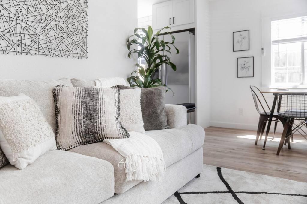 Apartment Cozy Private Home, 10-min From Dt, & Parks