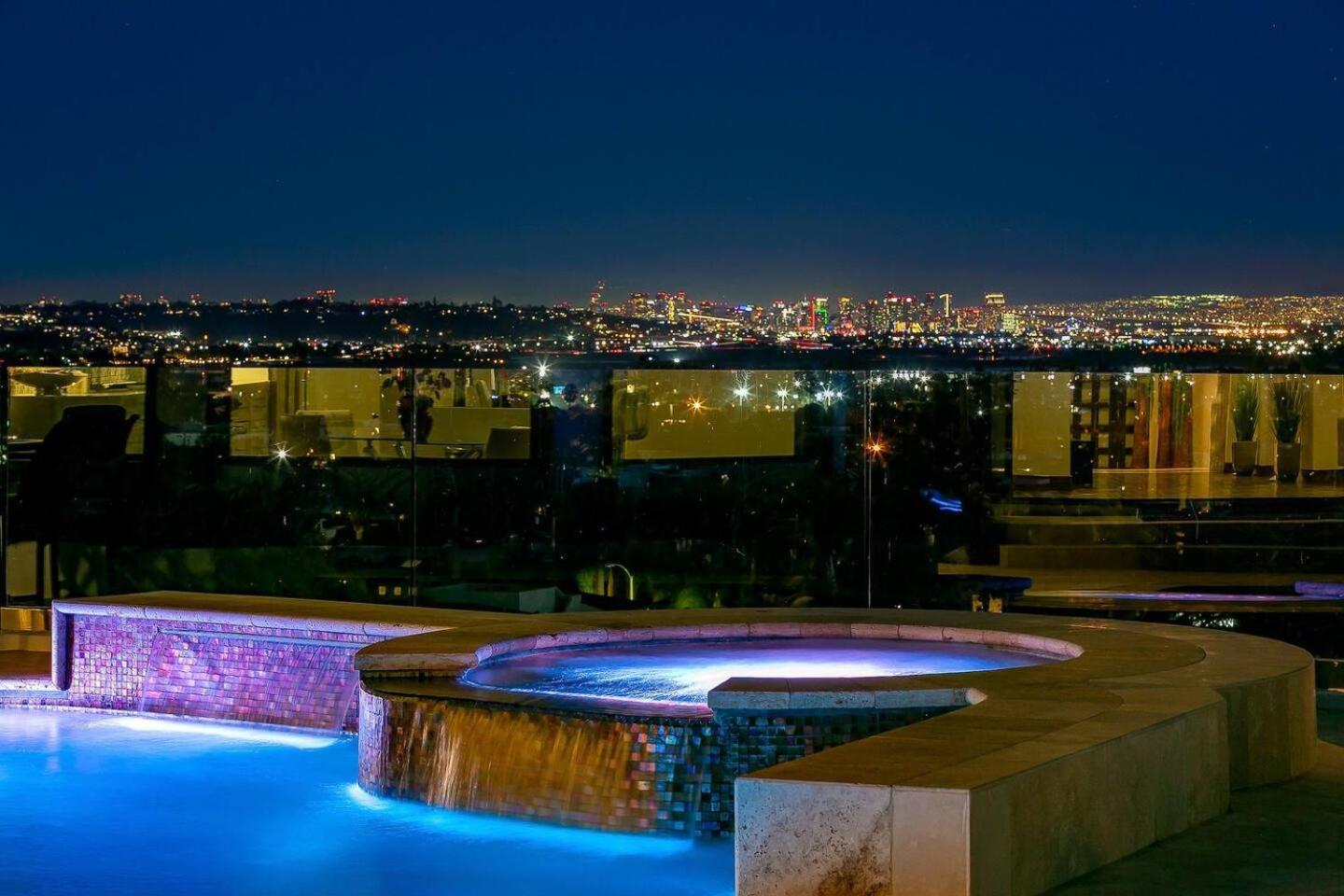 Ocean View Serenity With Theater And Heated Pool * San Diego