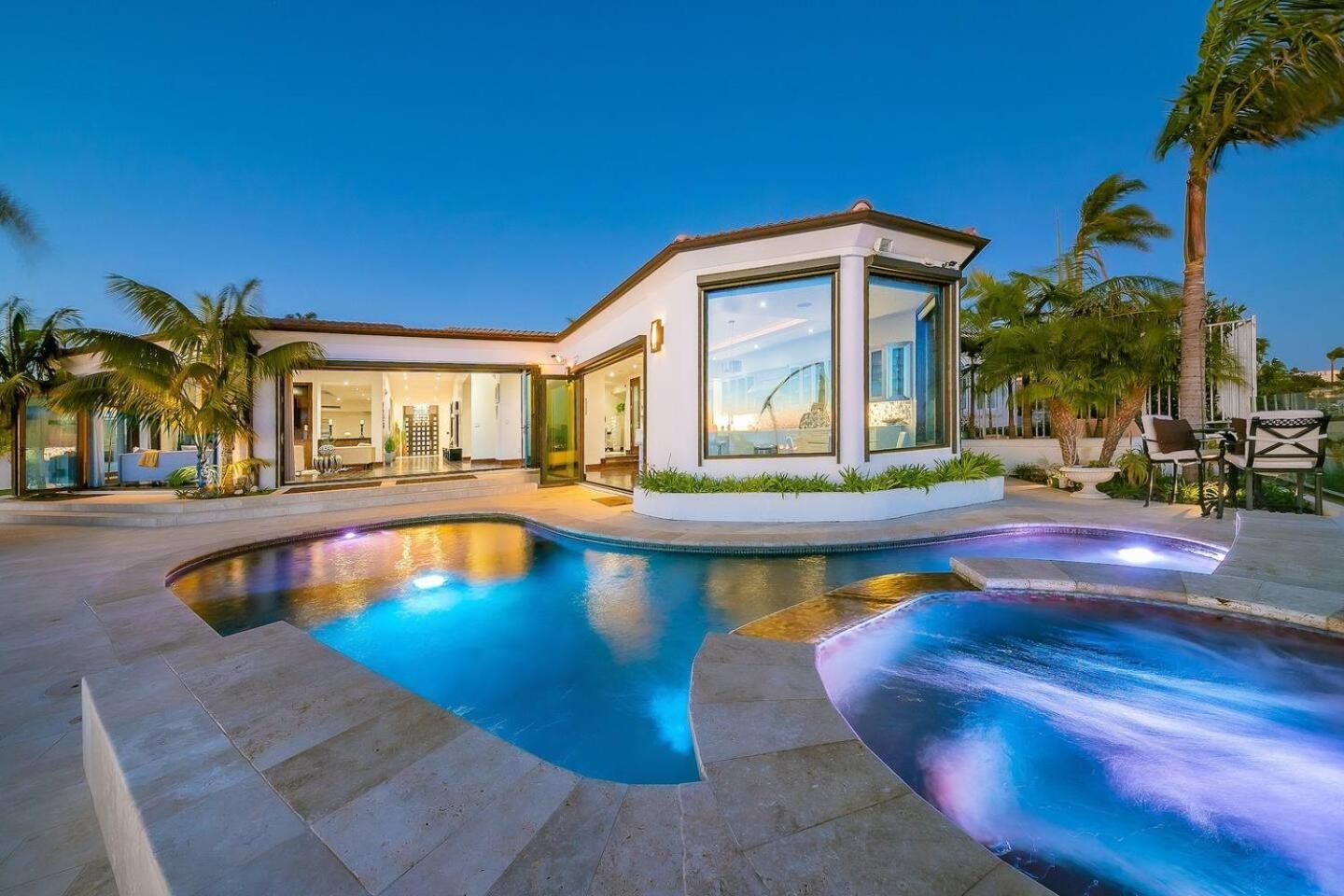 Ocean View Serenity With Theater And Heated Pool *