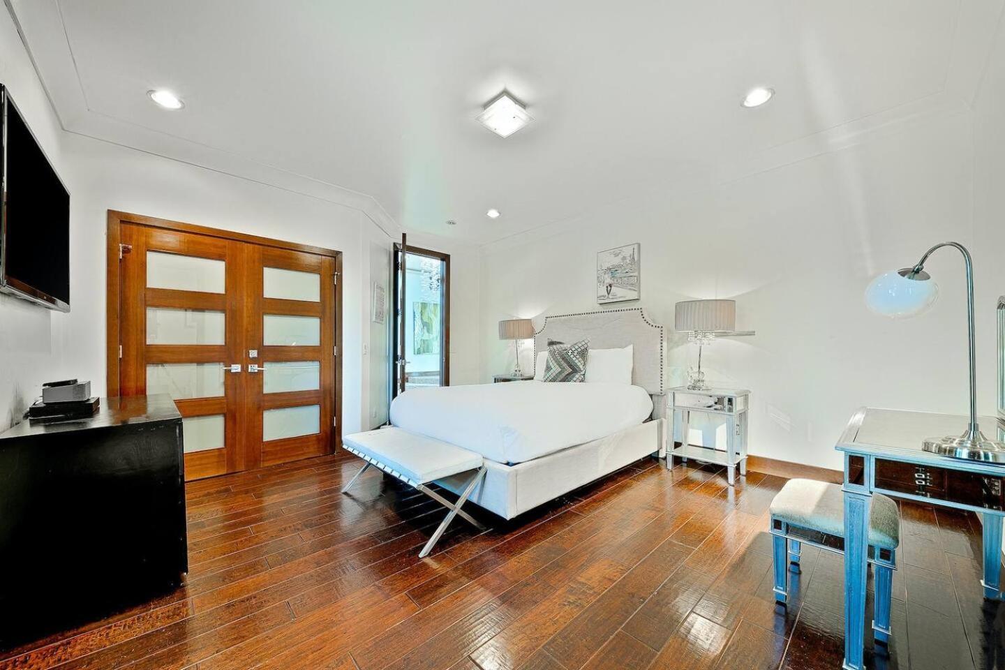 Ocean View Serenity With Theater And Heated Pool *