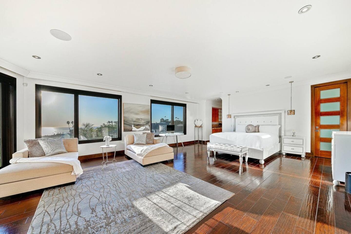 Ocean View Serenity With Theater And Heated Pool Holiday home