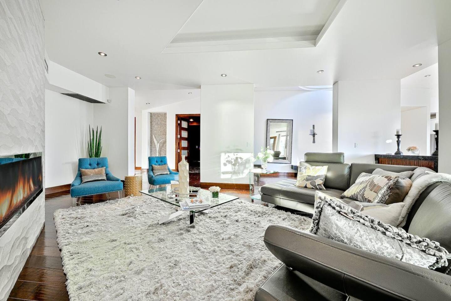 Ocean View Serenity With Theater And Heated Pool Holiday home