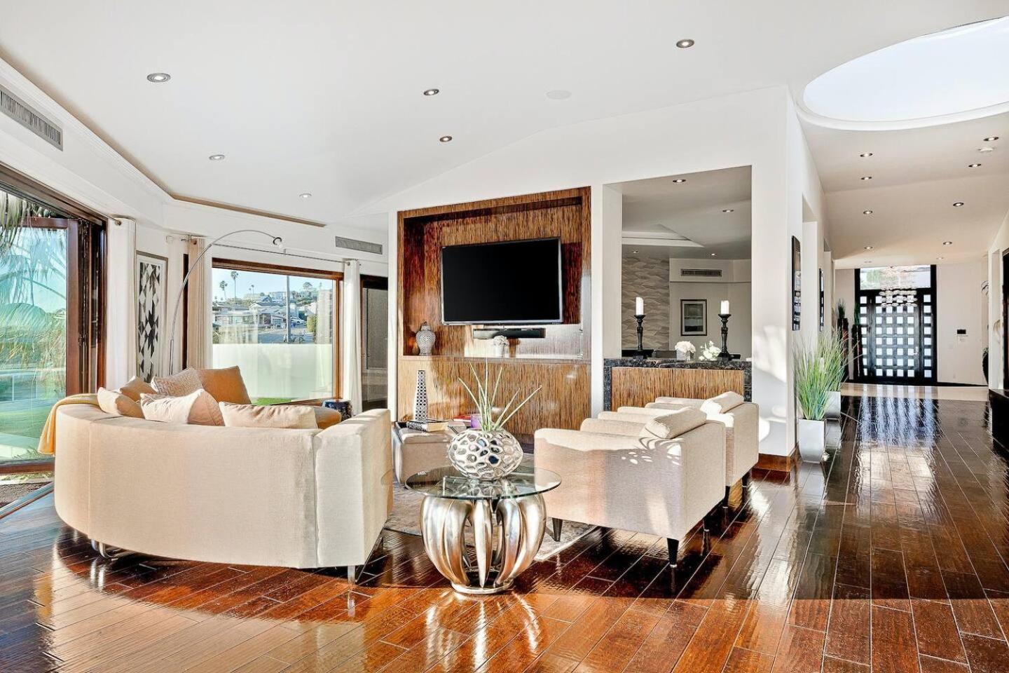 Ocean View Serenity With Theater And Heated Pool