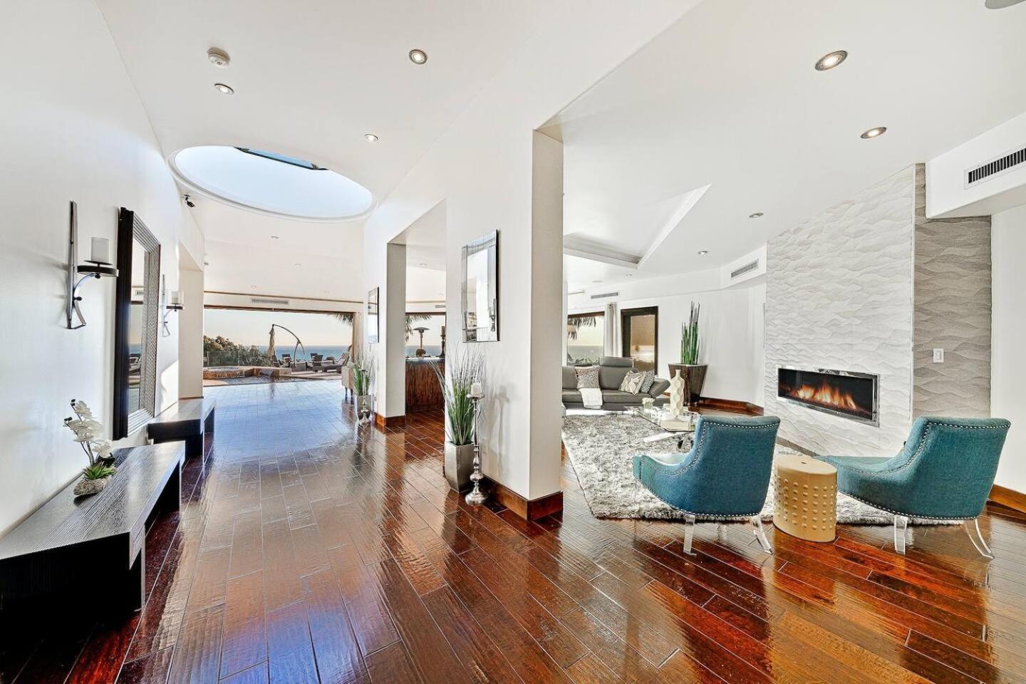 Ocean View Serenity With Theater And Heated Pool Holiday home *