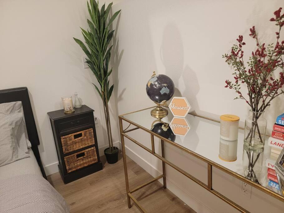 Apartment Amazing Big Studio Near Balboa Park Jacuzzi Rooftop Free Parking! San Diego