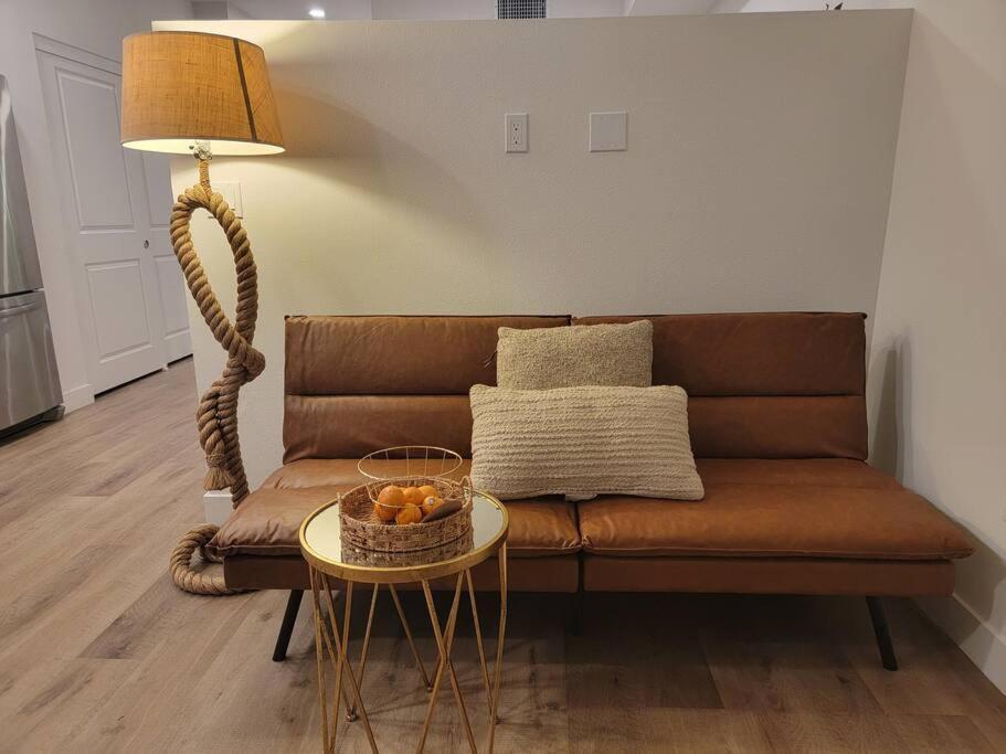 Amazing Big Studio Near Balboa Park Jacuzzi Rooftop Free Parking! San Diego