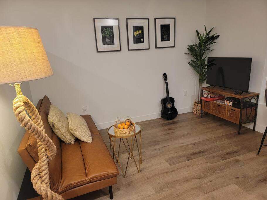 Apartment Amazing Big Studio Near Balboa Park Jacuzzi Rooftop Free Parking! *