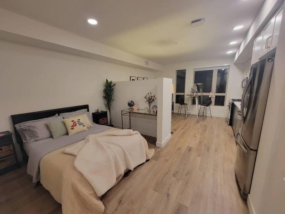 Amazing Big Studio Near Balboa Park Jacuzzi Rooftop Free Parking! * San Diego