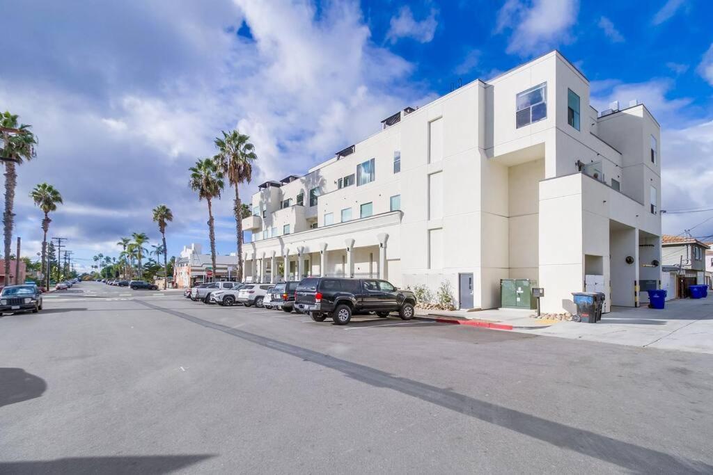 Apartment Park Blvd Paradise 303 King Bed With A Private *
