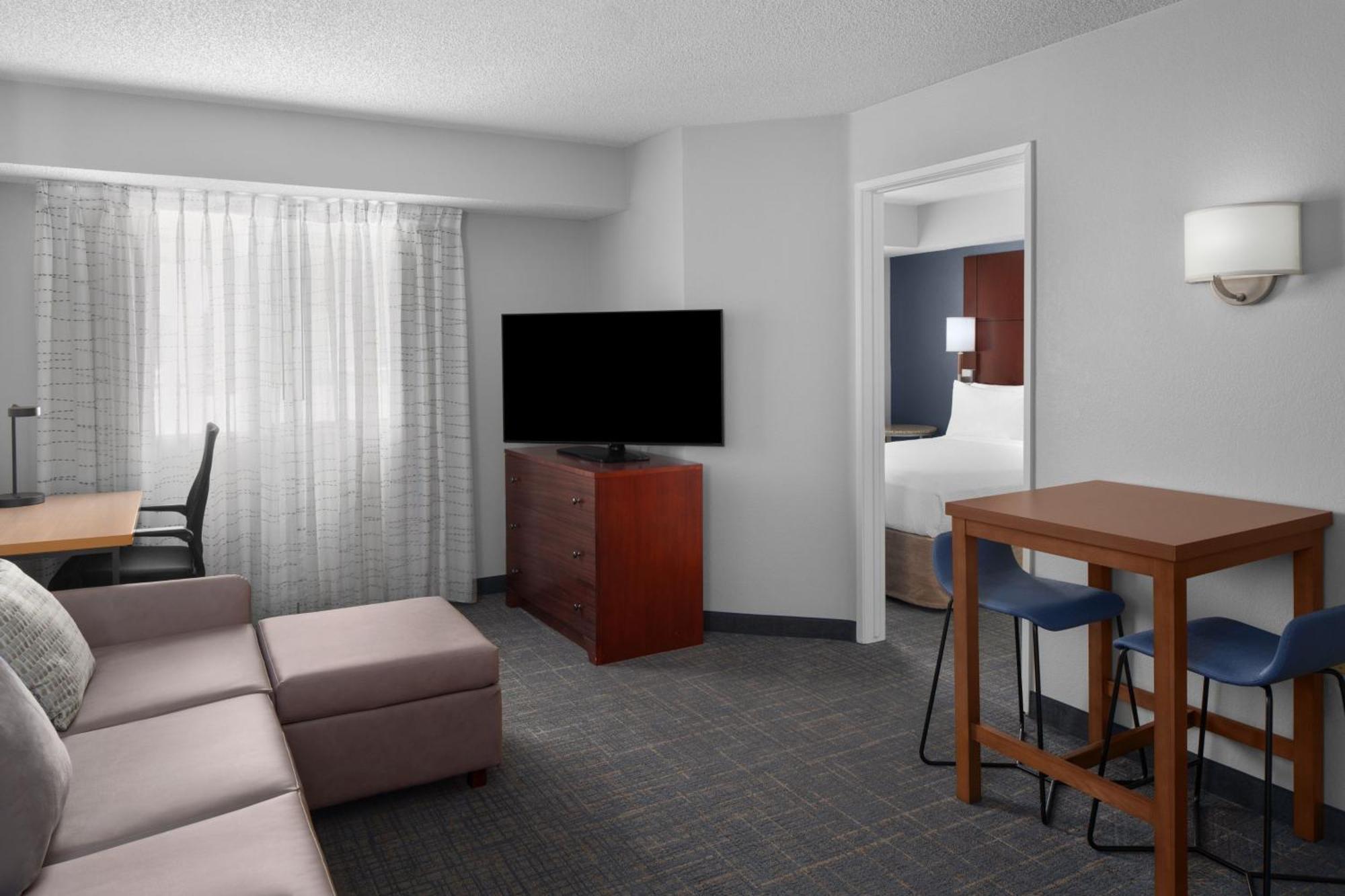 By Marriott Downtown 3* San Diego