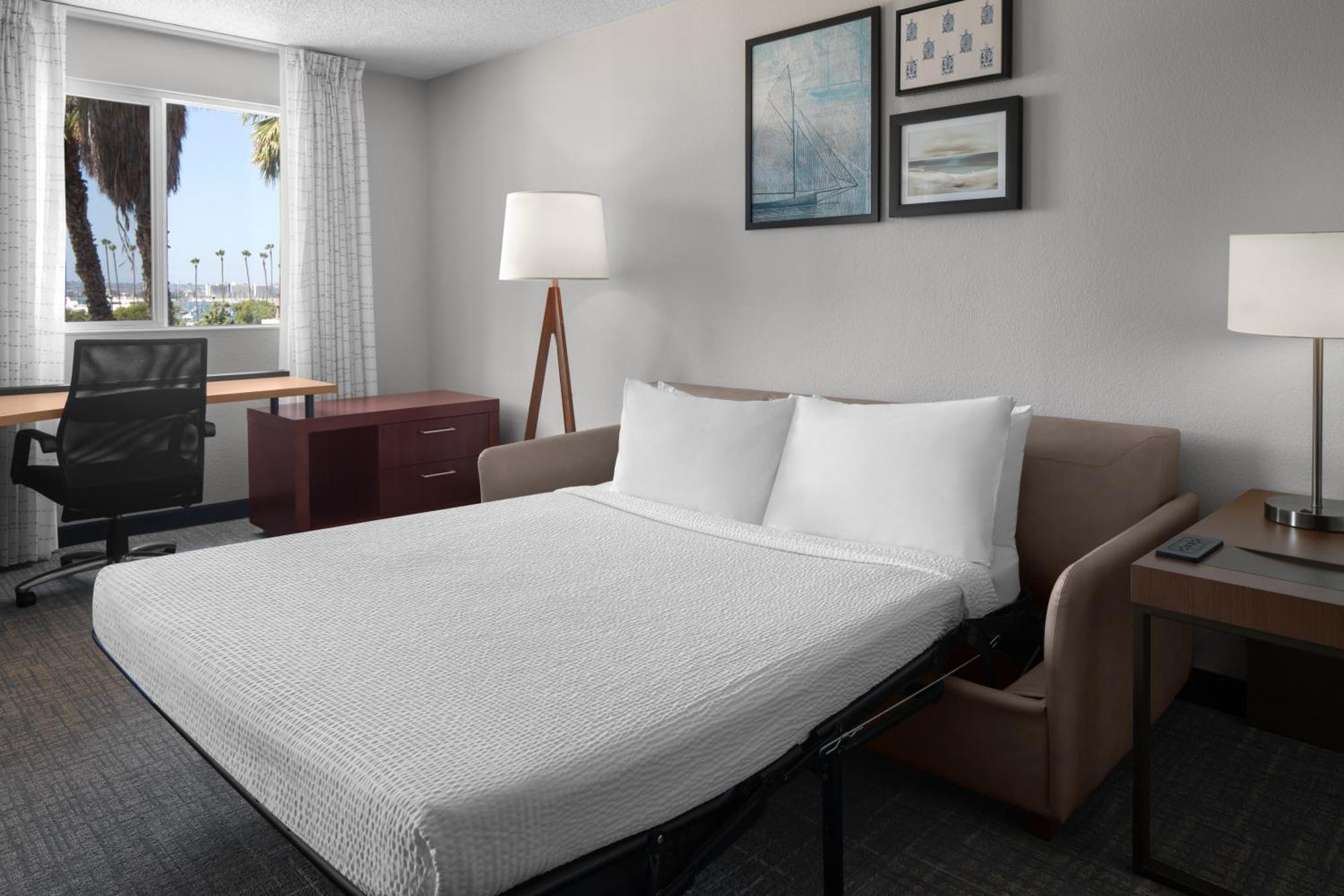 By Marriott Downtown Hotel San Diego