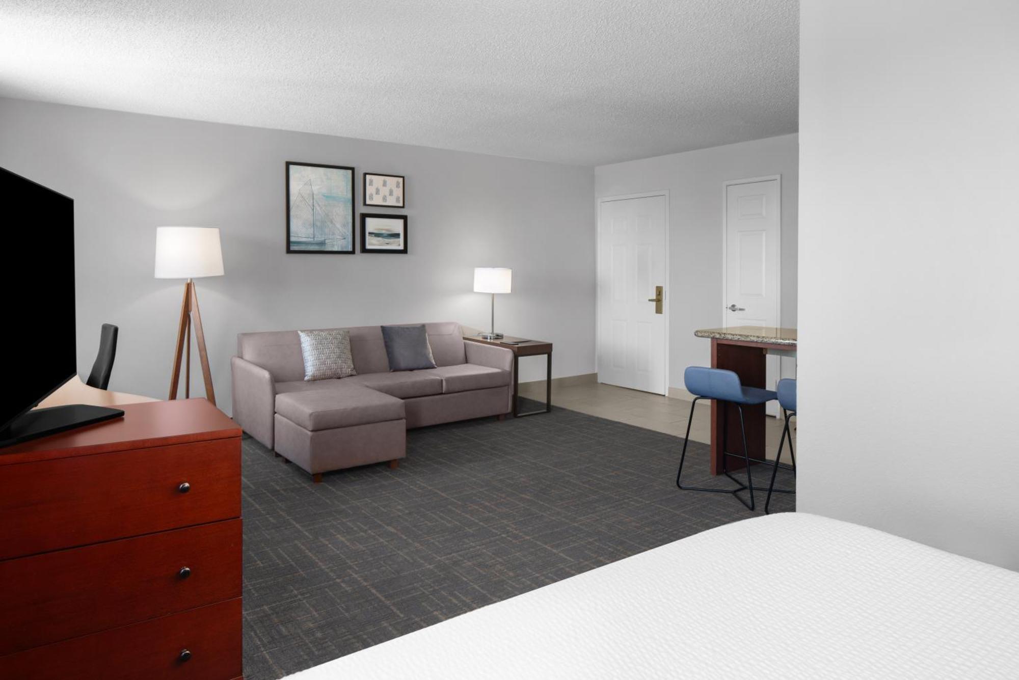 By Marriott Downtown Hotel San Diego